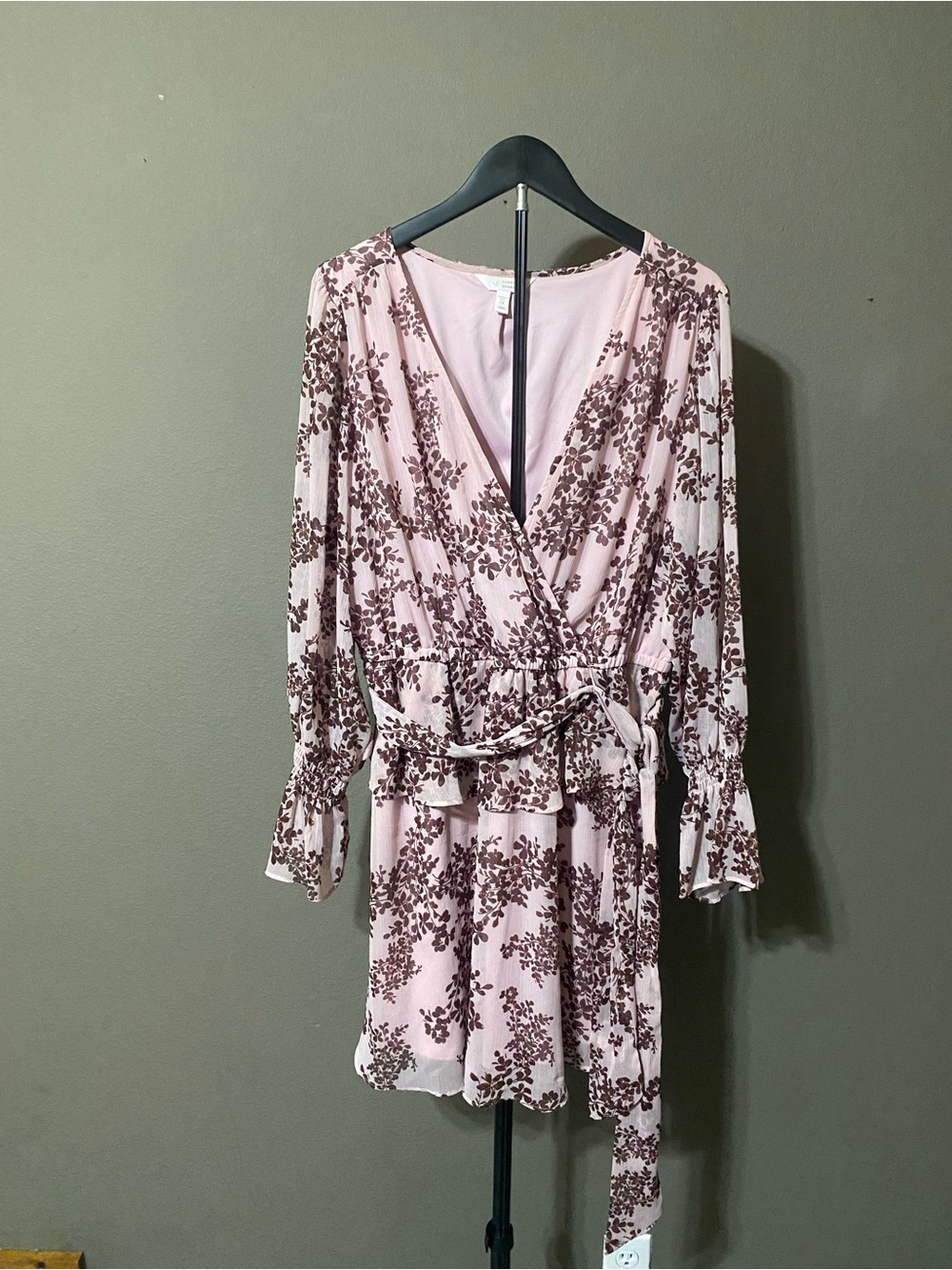 LC Lauren Conrad Faux Wrap Peplum Mini Dress Blush Floral Womens 1X
